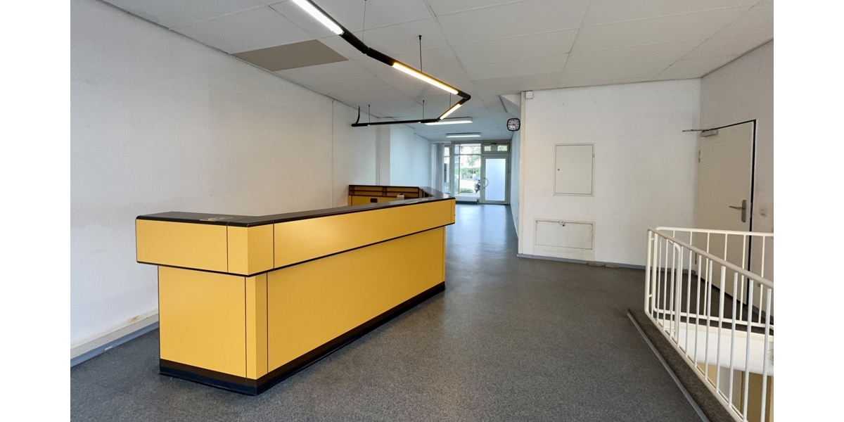 Raum 1 Obergeschoss - Blick Theke